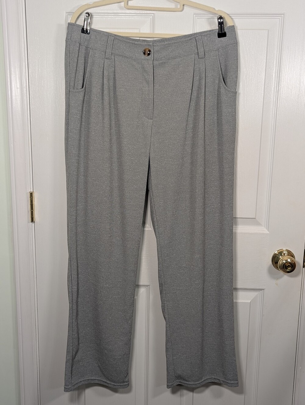 Halara XL Regular Gray High Waisted Pleated Straight Leg Work Pants NWT